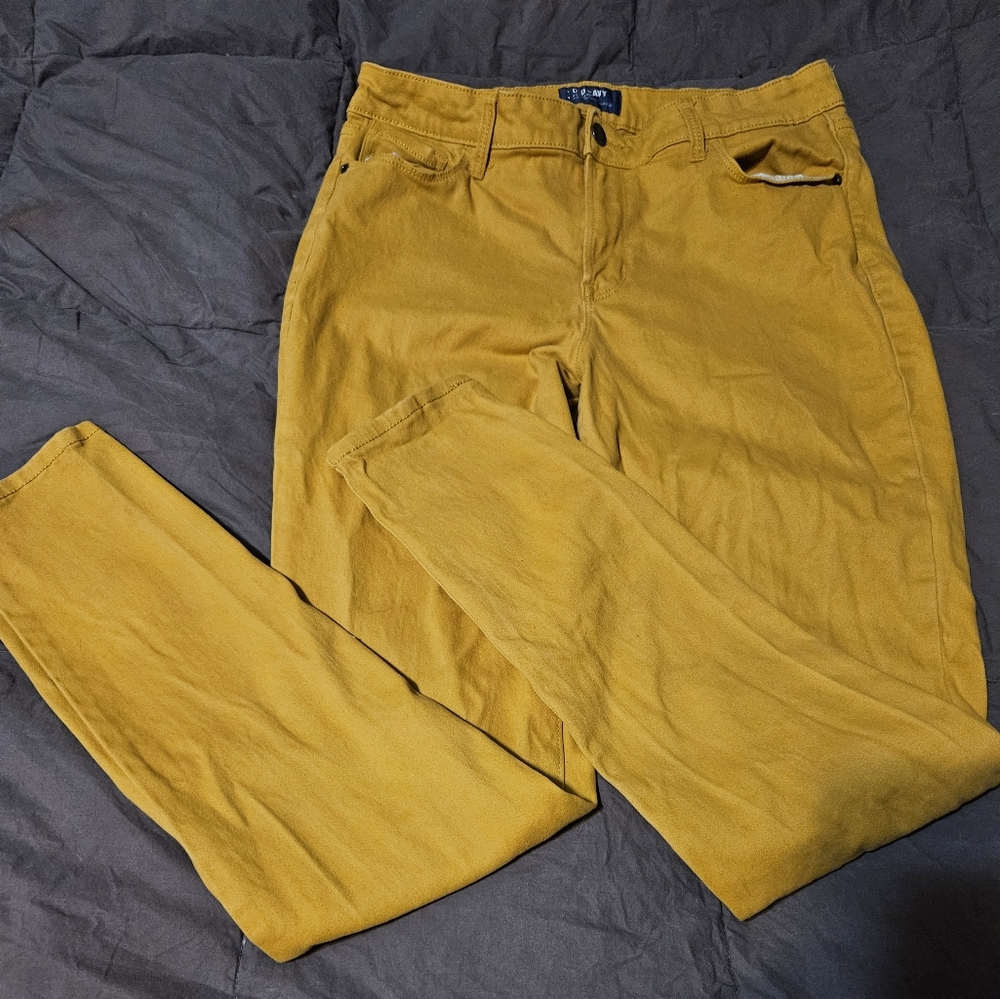 Old navy rockstar mid rise mustard yellow skinny jeans